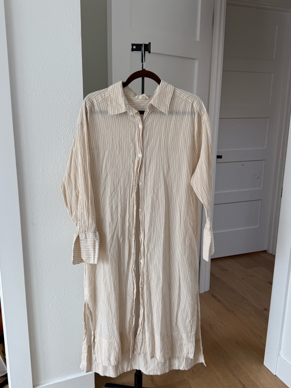 H&M Cream Long Button-Up Men’s Shirt